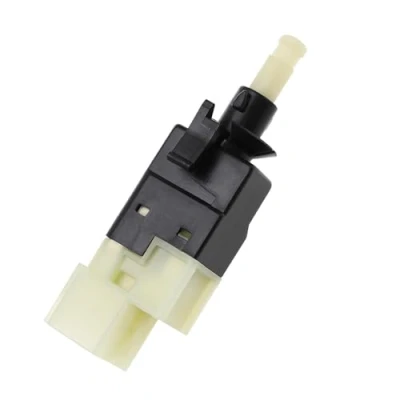 Immagine di VGOL Interruttore luce freno auto compatibile con Sprinter Vito Vaneo Viano Mixto W168 W169 W245 sostituisce 0015452009 0015453809 0015458709