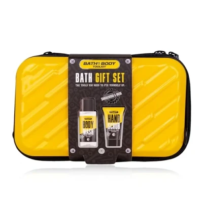 Immagine di Accentra BATH + BODY TOOLKIT set regalo da uomo in custodia rigida bagno e doccia con sandalo musk gel 100 ml scrub mano 50 ml, viaggio per uomini