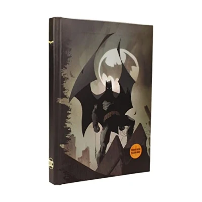 Immagine di BATMAN Taccuino con Funzione Luminosa Logo Copertina Rigida, rilegata, 120 Pagine, a Quadretti segnalibro.