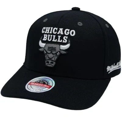 Immagine di Mitchell &amp; Ness Snapback Classic Red Eazy B&amp;W, C. Bulls