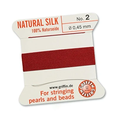 Immagine di GRIFFIN Cordino/corda/filo, 100% in seta naturale, per infilatura di perle o perline, colore rosso granato, 2 metri, con ago incluso, 13 dimensioni, Red, 0.45mm