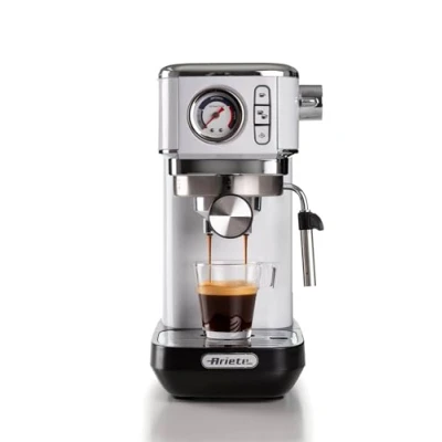 Immagine di Ariete 1381 Macchina da caffè con manometro, compatibile in polvere e cialde ESE, 1300 W, Capacità 1,1 L, 15 bar di pressione, Filtro ½ tazze, Dispositivo Cappuccino, Bianco