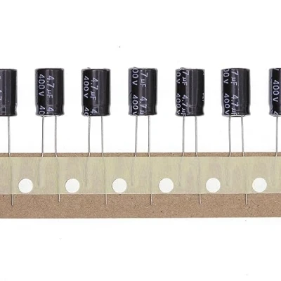 Immagine di 50 Pezzi 400V 4.7uf Condensatore elettrolitico in alluminio plug 8x12 8 * 12mm