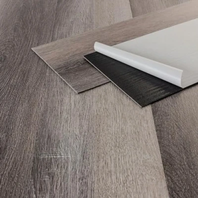 Immagine di ML Design Pavimento in PVC 91,5 x 15,3 cm 2 mm Grigio Piastrelle 2,23 m²/16 Listoni Vinile Aspetto Legno di Pino Impermeabile Mattonelle Autoadesive Pavimenti Antiscivolo