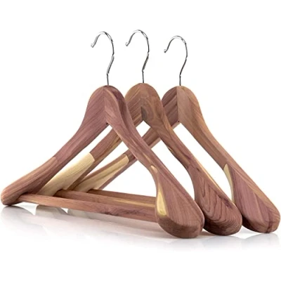 Immagine di HANGERWORLD 3 Grucce Appendiabiti 45cm in Legno di Cedro Antitarme con Spalline Larghe Arrotondate