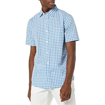 Immagine di Amazon Essentials Camicia in Popeline a Maniche Corte Slim Uomo, Blu Chiaro Bianco Percalle, XS