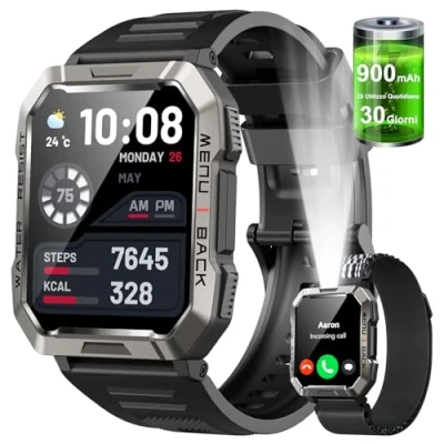 Immagine di Militare SmartWatch Uomo(Rispondi/Effettua Chiamate), Fitness Tracker con Torcia/Bussola/900mAh Batteria /24H Cardiofrequenzimetro/Sonno/ SpO2/100+ Modalità Sport per Android IOS (2 Cinturini)