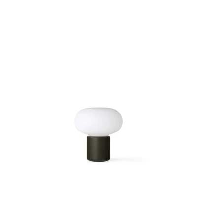 Immagine di Lampada ricaricabile New Works Karl Johan, verde bosco, IP65