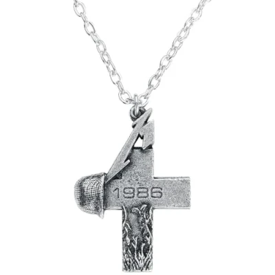 Immagine di Metallica Alchemy Rocks Master of Puppets 1986 ciondolo a forma di croce in argento