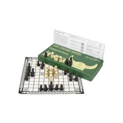 Immagine di Hnefatafl Board Game Viking Chess Set The Masters Edition with Cloth And Detailed Resin Pieces Two Player Strategy