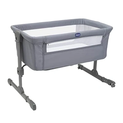 Immagine di Chicco Next2Me Essential Culla Neonato Fianco Letto, Sostenibile, Compatibile con Diversi Letti, Altezza Regolabile,Inclinabile, Buona Circolazione dell&#039;Aria, Materasso e Borsa inclusi