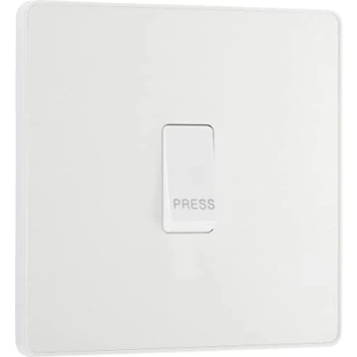 Immagine di BG Evolve Interruttore a pressione singolo, 10 A, colore: Bianco perlato