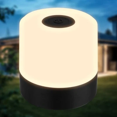 Immagine di B.K.Licht Mini lampada da tavolo a LED senza fili IP44 con touch, dimmerabile passi, batteria ricaricabile, USB C, luce comodino, decorativa,luce esterna, camera dei bambini, 7x7 cm, nero