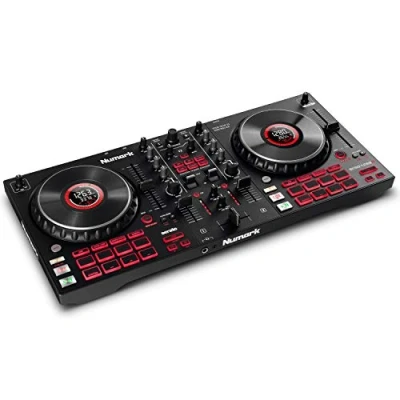 Immagine di Numark Mixtrack Platinum FX Console DJ per Serato con 4 decks, mixer DJ, scheda audio integrata, jog wheel display e palette effetti