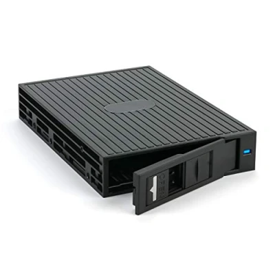 Immagine di FANTEC MR 25 SAS I,II + SATA I, II,III Cornice di ricambio per un HDD o SSD da 2,5&quot; in alloggiamento 3,5&quot;