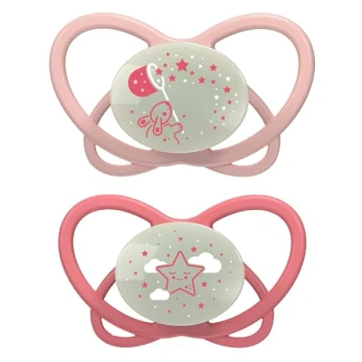 Immagine di NIP Butterfly: ciuccio luminoso delicato sulla pelle e sui denti, tettarella piatta, morbido flessibile, disco extra leggero permeabile all&#039;aria, senza BPA, sostenibile, con scatola, 0 6 mesi,