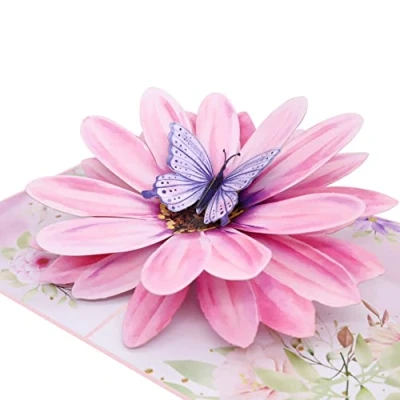 Immagine di MOKIO® Biglietto Fiore Pop Up con Farfalla regalo 3D per un compleanno, pensione o come buono, di auguri floreale busta