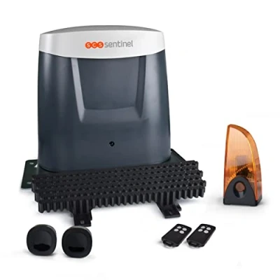 Immagine di SCS Sentinel, MCO0108 Operatore a cremagliera per cancelli scorrevoli, 24V, 2 telecomandi, portata 50m, lampadina LED lampeggiante, 5 anni di garanzia, lunghezza 5m, 500kg max, OpenGate3