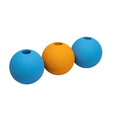 Immagine di Amazon Basics Palline giocattolo da riporto in gomma per cani, 6.4 cm (confezione 3), Blu, Arancione