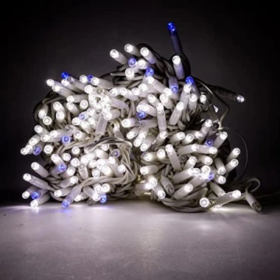 Immagine di Luccika stringa catena di luci Natale a led professionale con MaxiLed per ristoranti hotel strade e viali uso esterno ed interno (Bianco Ghiaccio Flash Blu, 30 Metri 300 LED)