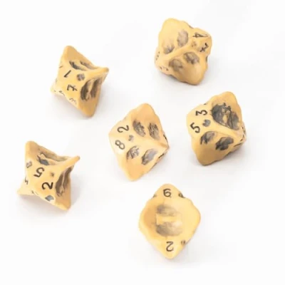 Immagine di Set Dadi D8 di Sei 8 Facce per GDR a Tema Teschio &amp; Ossa. Particolari D&amp;D, Dungeons Dragons (DND), Warhammer, Pathfinder, Magic the Gathering (MTG). (Giallo)