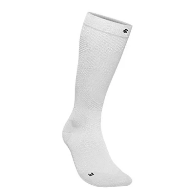 Immagine di Calze Compressione Ultralight Bauerfeind High Cut Tg. L 41 43 Bianco Unisex per Comfort e Performance nella Corsa