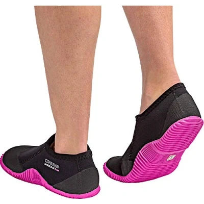 Immagine di Cressi Minorca Shorty Boots 3mm Calzari Bassi In Neoprene Bifoderato per Immersioni e Attivita&#039; Acquatiche, Nero/Suola Rosa, M 40/41, Unisex Adulto