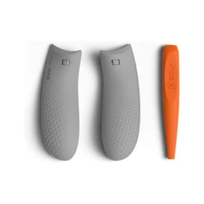 Immagine di SCUF Kit di Impugnature Pro per Controller Senza Fili Xbox con Pulsante Share Grigio Chiaro