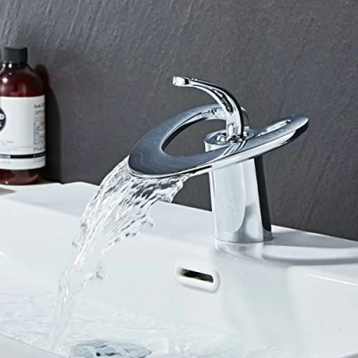 Immagine di Rubinetti per lavabo a cascata miscelatore monoblocco cromato monocomando