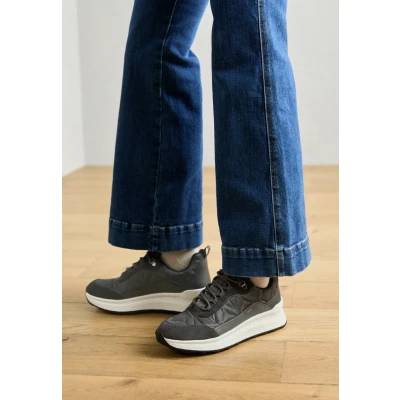 Immagine di Geox D Spherica Actif X2, Scarpe da Ginnastica Donna, Talpa, 37 EU