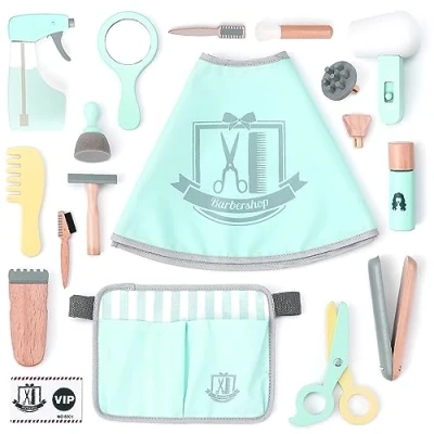 Immagine di UMU® Set Parrucchiere Bambini in Legno con Borsa Strumenti: Mantello, Forbici, Piastra, Specchio e Altro, Gioco d&#039;Imitazione, 18 Pezzi Kit Capelli per Bambino Bambina da 3, 4, 5 Anni