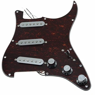 Immagine di Dopro Loaded Strat Sss Pickguard Pickups con ceramica Chrome Covers/Knobs Red Black Tortoise