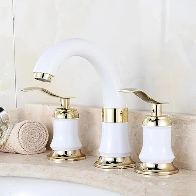 Immagine di Rubinetto per lavabo da bagno a 3 fori con doppia maniglia acqua calda e fredda, bianco oro (bianco)