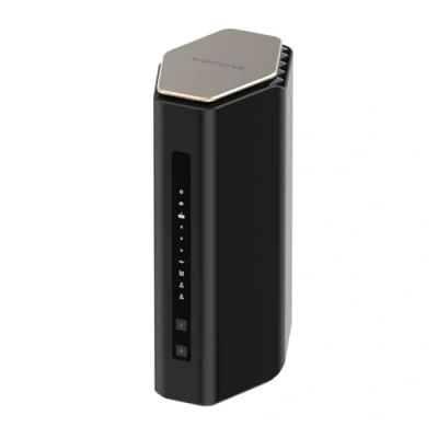 Immagine di NETGEAR Nighthawk Router WiFi 7 (RS600) Tri Band, Velocità wireless BE18000 (fino a 18 Gbps), Porta da 10 Gig Copertura fino 250 m², 150 dispositivi