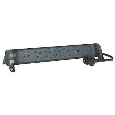 Immagine di Legrand, Ciabatta elettrica girevole, 5 prese, presa multipla, porta USB A e C, protezione da sovratensione integrata con indicatore di stato (SPD), cavo 1,5 m, nero/grigio scuro, 694514