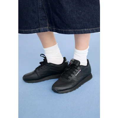 Immagine di Reebok Classic Leather Trainers Sneakers basse, Donna, Taglia: 38.5, Black Scarpe