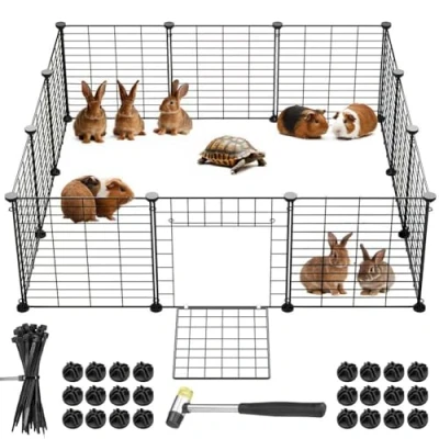 Immagine di BAKAJI Recinto con Porta per Animali di Piccola Taglia Personalizzabile in Metallo, Recinzione Componibile Porcellini d&#039;India, Criceti, Conigli, Cincillà, Interni ed Esterni (110 x 75 39 cm)