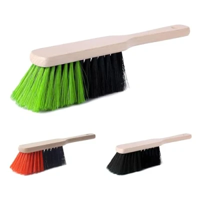 Immagine di Garronda Corta Scopa in Legno con Setole Sintetiche GD 0009 (Nero/Verde)