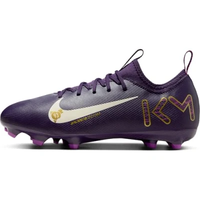 Immagine di NIKE Jr. Mercurial Vapor 16 Academy Kylian Mbappé, Scarpe da Ginnastica Unisex Bambini, Grande Viola Pale Ivory, 34 EU