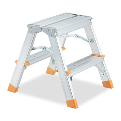Immagine di Relaxdays Scala Pieghevole, in Alluminio, Utilizzabile su Entrambi i Lati, Fino a 120 kg, 70% 30% plastica, Argentato Nero, 2 gradini