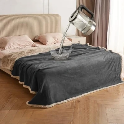 Immagine di Catalonia Coperta Impermeabile di Alta qualità, Reversibile, in Pile Sherpa Super Morbido, Foderata per Canottaggio, Divano, Letto, Campeggio, 152 x 127 cm