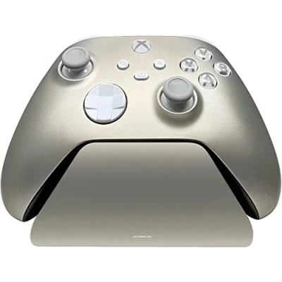 Immagine di Razer Base di Ricarica Rapida Universale per Xbox Caricabatterie Rapido controller (Ricarica Rapida, Compatibilità Universale, Sistema a Contatto Magnetica) Lunar Shift