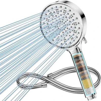 Immagine di Cobbe Soffione Doccia con Filtro Anticalcare, Doccino per Turbo 1,5M, Alta Pressione 6 Tipi di Getto, Grande Potente Filtrazione a 20 Strati (Cromo)