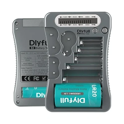 Immagine di Dlyfull LCD Tester per Batterie AA AAA C D 9V Universale Digitale CR123A CR2 CRV3 2CR5 CRP2, Volt Checker a Bottone da 1.5V e 3V (Grigio)