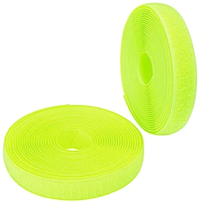 Immagine di Aerzetix C65899 Nastro/rotolo di scratch 20mm 5 metri auto aggrappante organizer/fermacavo striscia aggancio sacchetto indumento cinghia colore: giallo neon in poliammide e poliestere