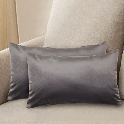 Immagine di Komfortec Set di 2 federe decorative in velluto, 30 x 50 cm, per camera da letto, divano e con chiusura lampo, colore antracite