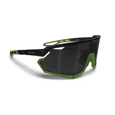 Immagine di Bertoni Occhiali Sportivi Ciclismo MTB Running per Uomo Donna in TR90 100% Protezione UV mod. ALPHA (Nero Lucido/Verde Opaco Lente Specchiata Argento)