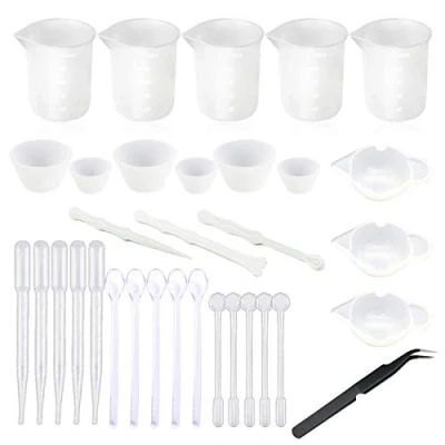 Immagine di Woohome 38 Pz Bicchieri dosatori in Silicone per Resina, 100ML Misurini Silicone, Tazze di Miscelazione Silicon con Raschietto Stick e Cucchiaio Pinzette