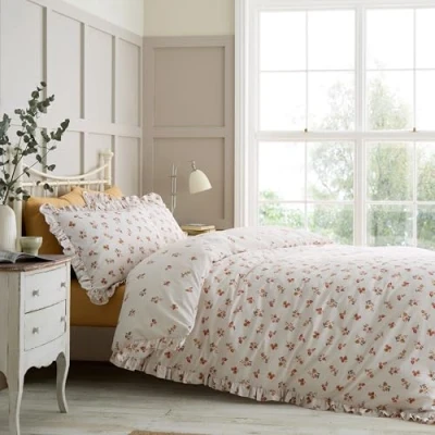 Immagine di Catherine Lansfield Frill Ditsy Floral Set copripiumino matrimoniale reversibile con federe, colore: panna