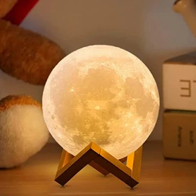 Immagine di ACED Lampada luna 3D 2024 Aggiornamento 16 colori con supporto in legno/Remote/Controllo touch regali per ragazze ragazzi Donne Ragazza Diametro 15 cm